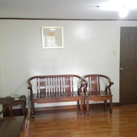 Isabelle Royale Makati Hotel Makati City Екстериор снимка