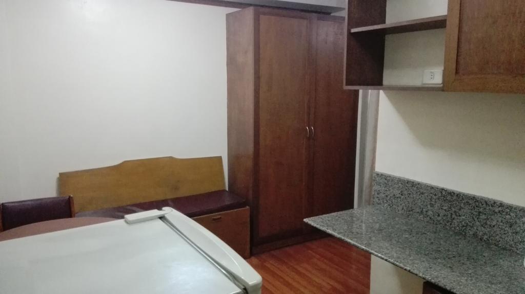 Isabelle Royale Makati Hotel Makati City Екстериор снимка