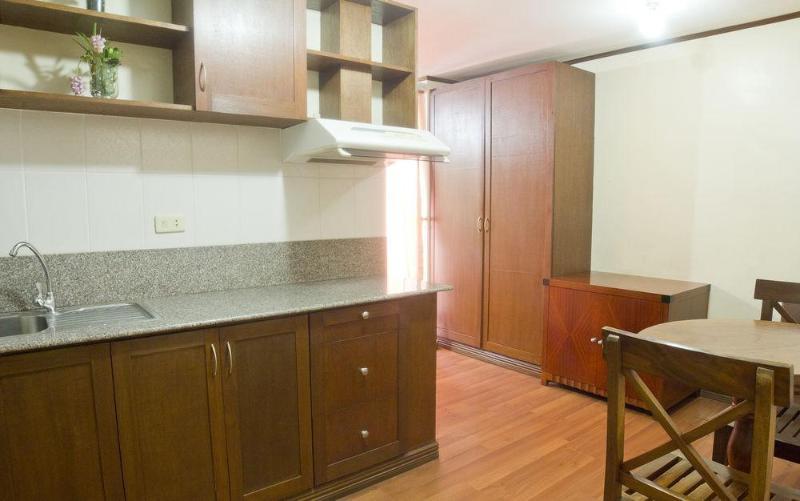 Isabelle Royale Makati Hotel Makati City Екстериор снимка